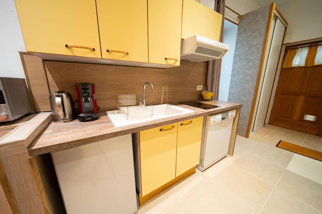 Studio Premium City Center Чалон-Сур-Салне Экстерьер фото